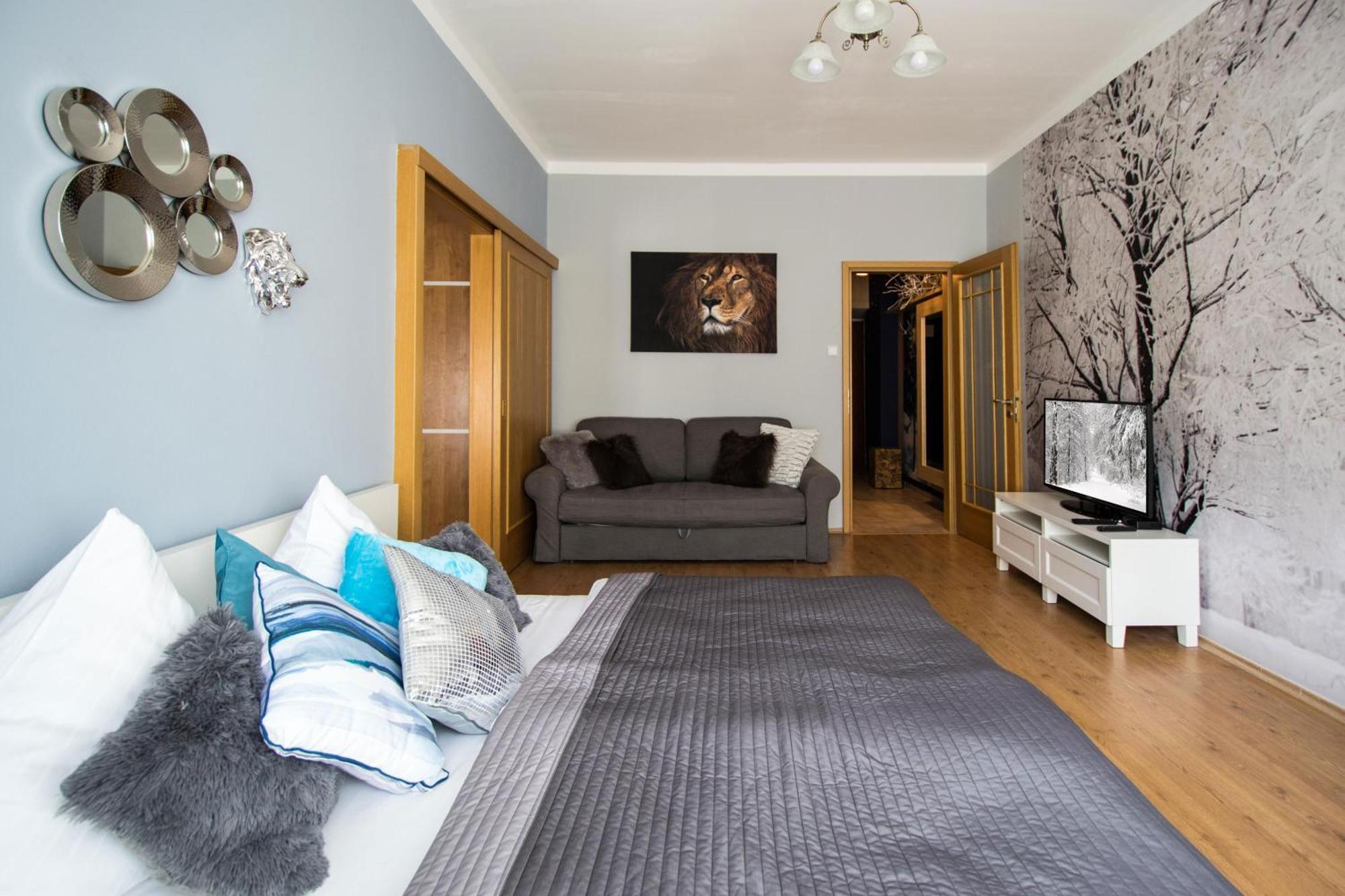 Main Prague Square Apartments Sauna And Fireplace Экстерьер фото