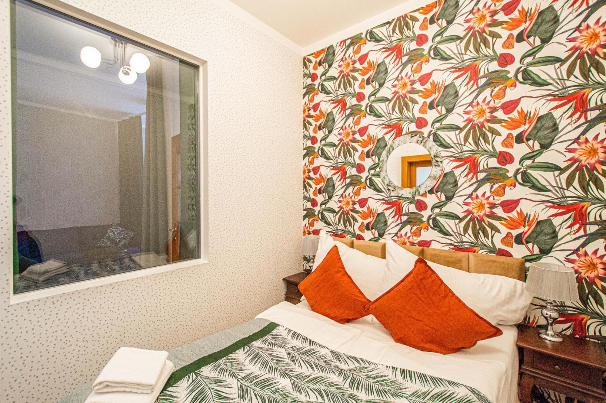 Main Prague Square Apartments Sauna And Fireplace Экстерьер фото